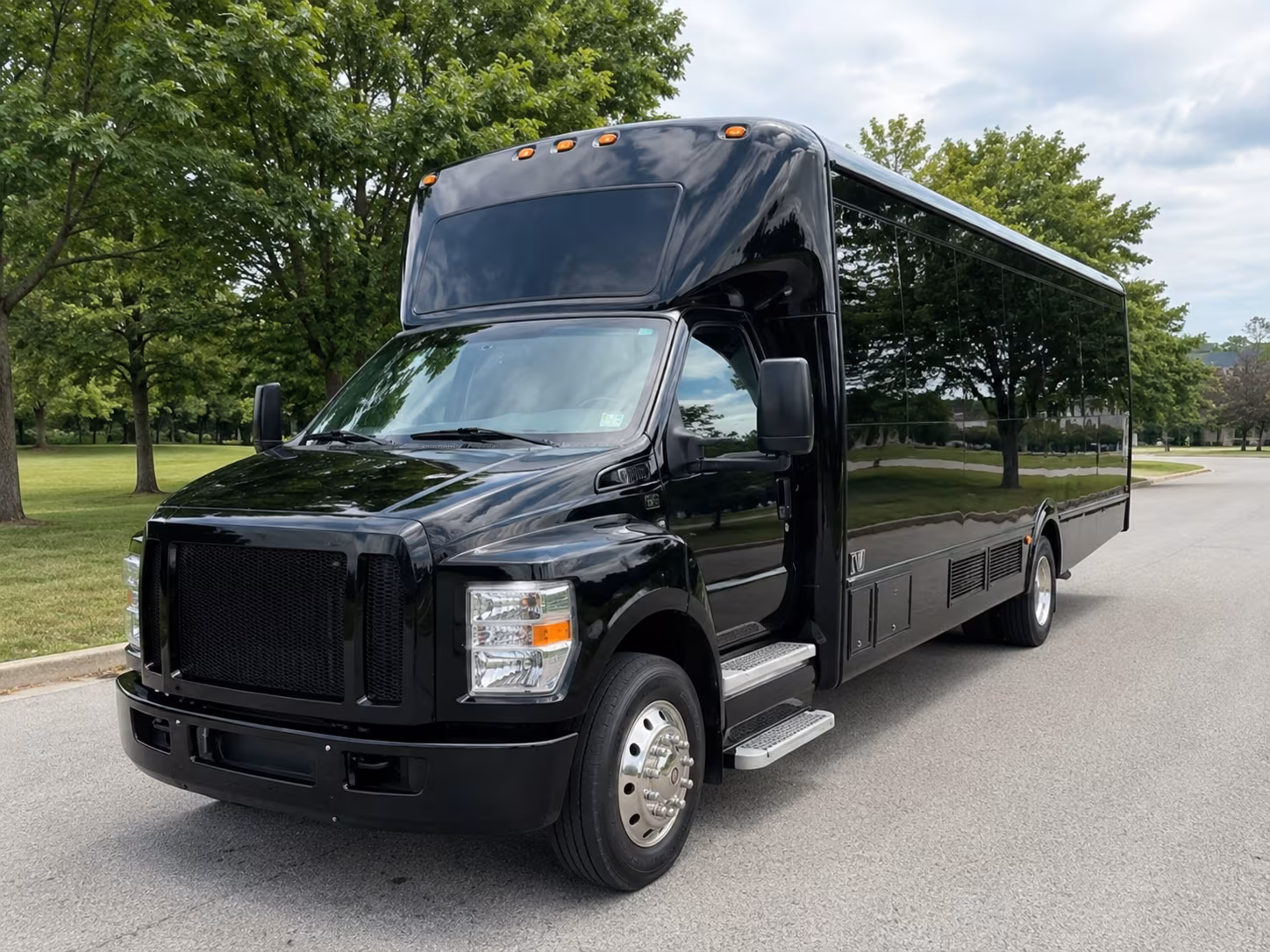 augusta corporate retreat shuttle bus rentals